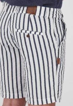 PUMPKINAK B - Shorts - White 9 PUMPKINAK B - Shorts - White -Alife & Kickin 3aca00876cbf4d5ca5e49d4b94971587