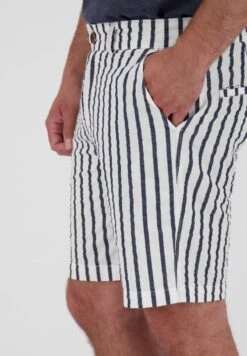 PUMPKINAK B - Shorts - White 10 PUMPKINAK B - Shorts - White -Alife & Kickin 459087c209a7442d82ff15e4617aa9b8